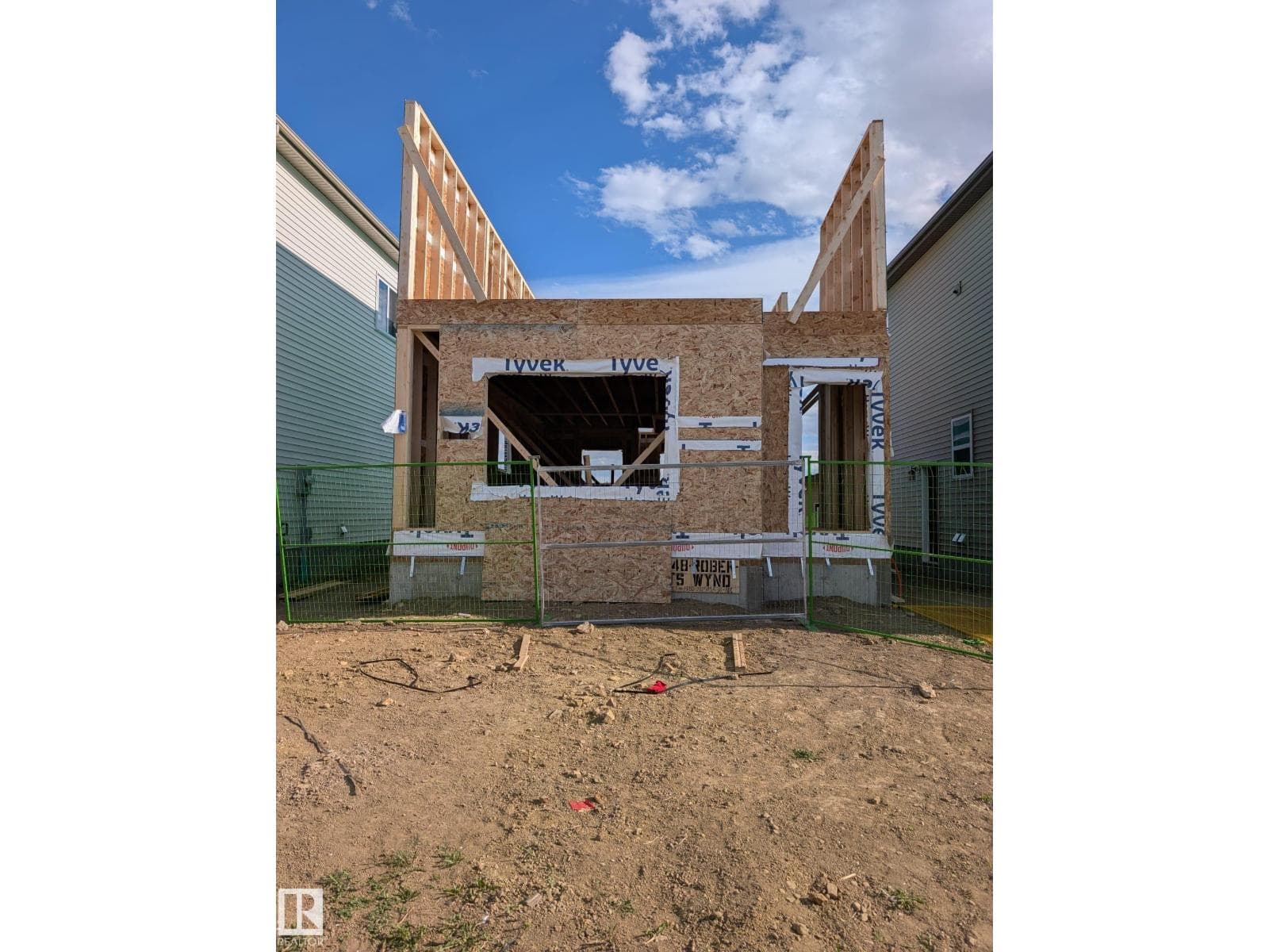 348 ROBERTS WD