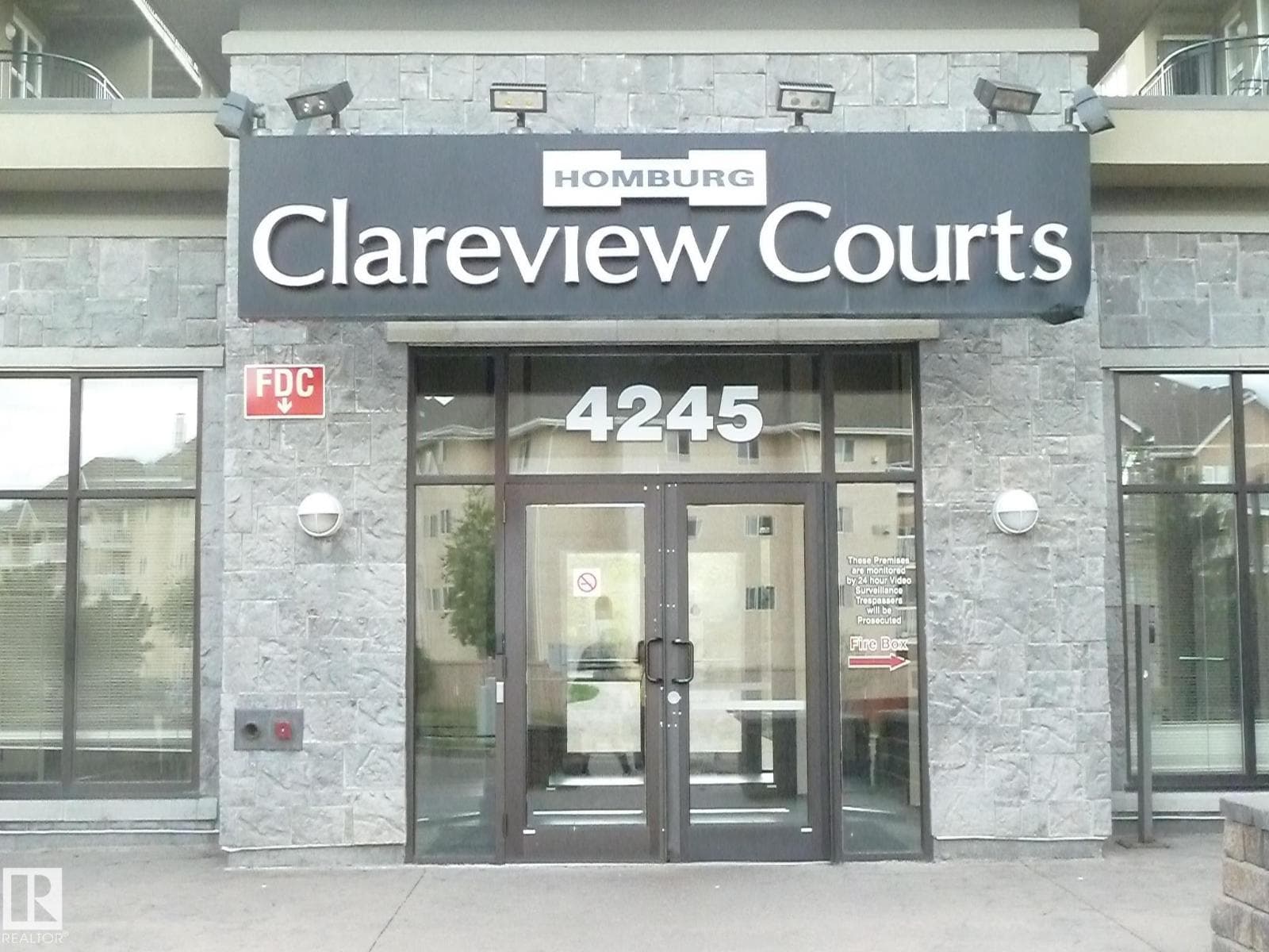 #1-104 4245 139 AV NW