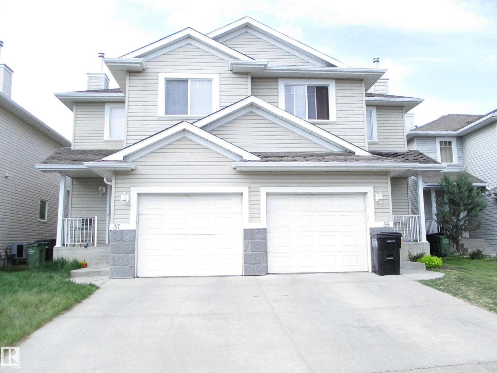 #37 287 macewan RD SW SW