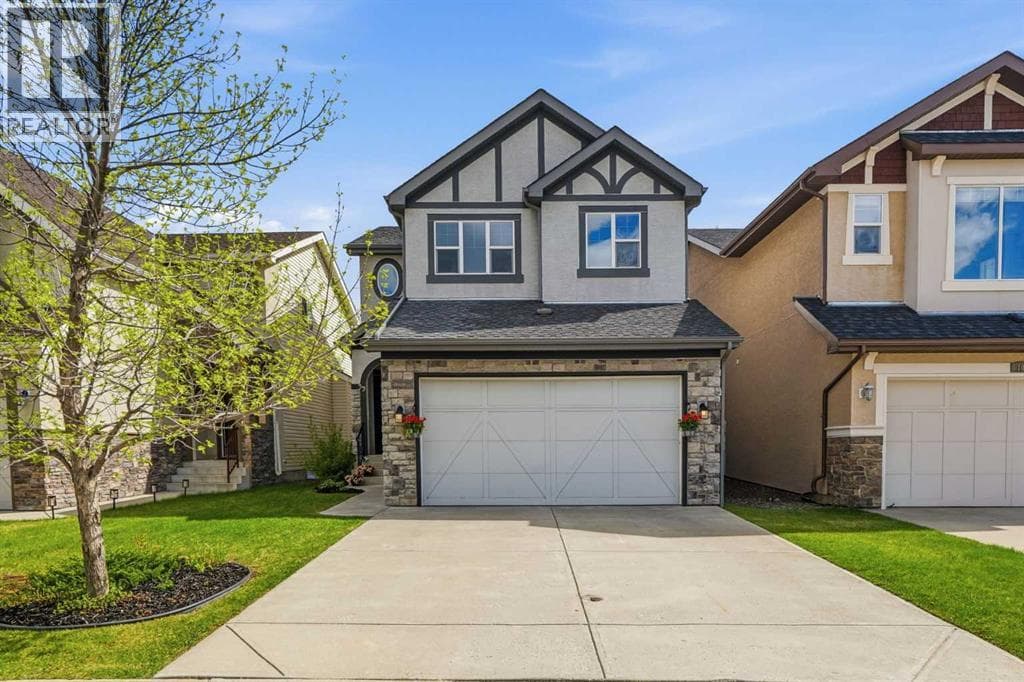 99 Aspen Hills Close SW