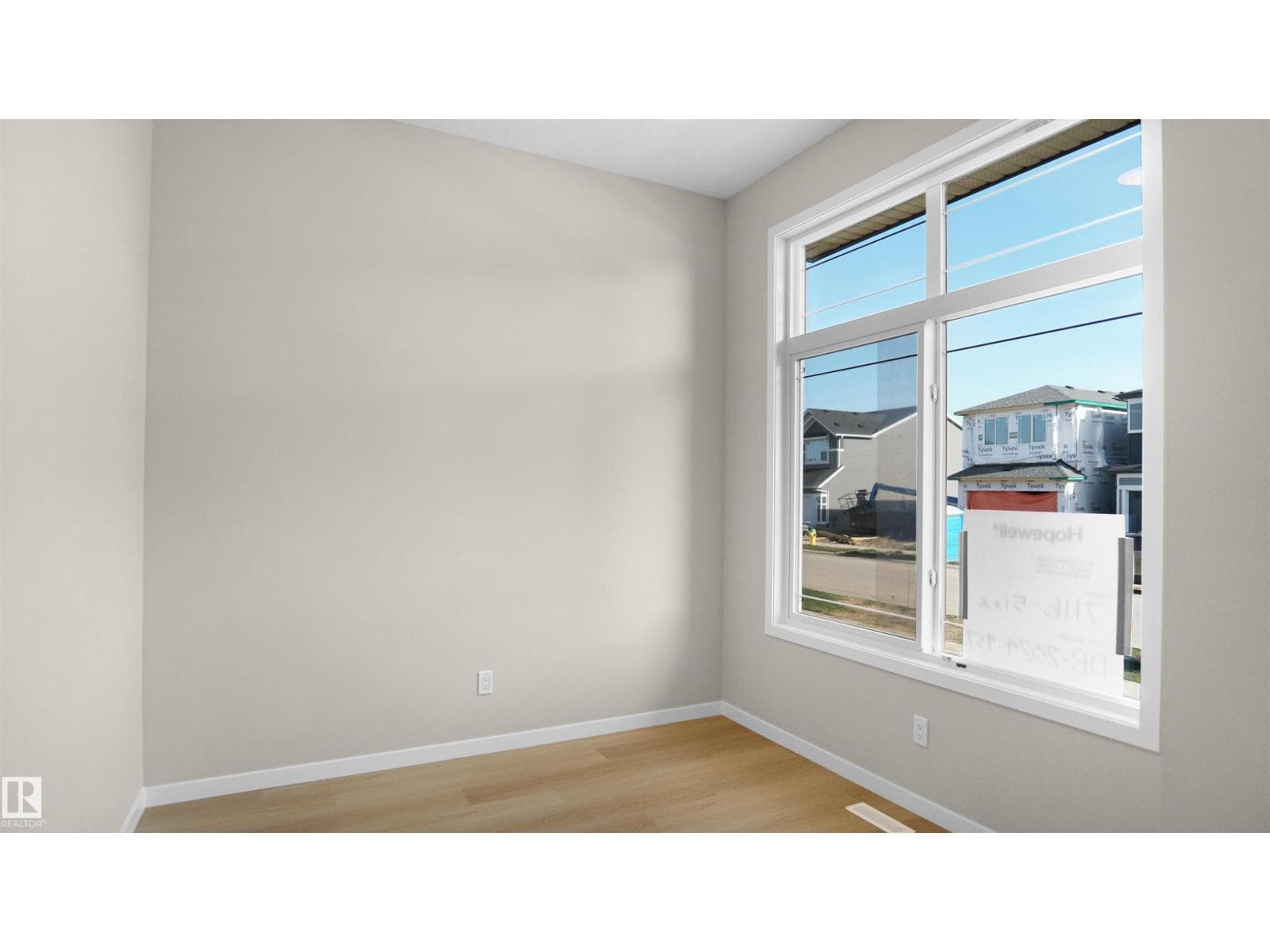 7116 51 AV — photo 3