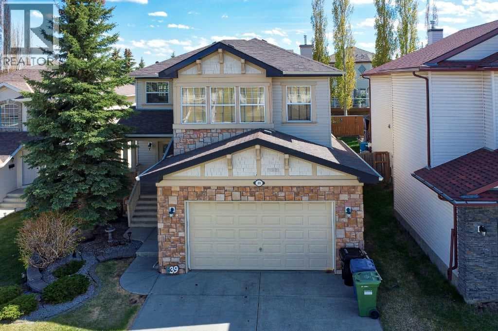 39 Simcoe Terrace SW
