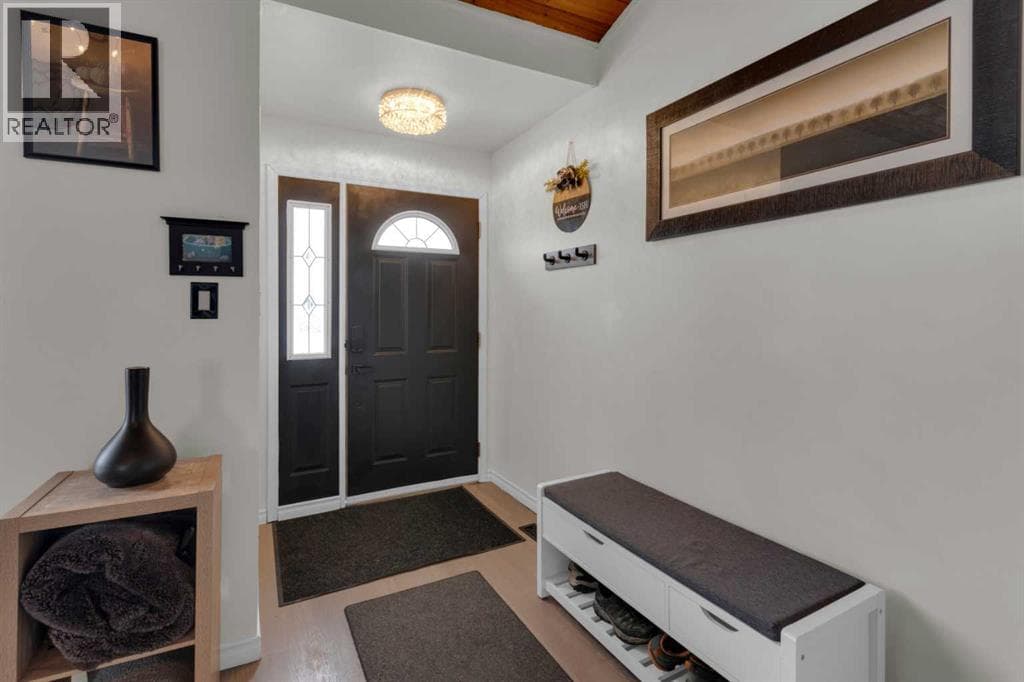 415 Bruce Avenue — photo 2