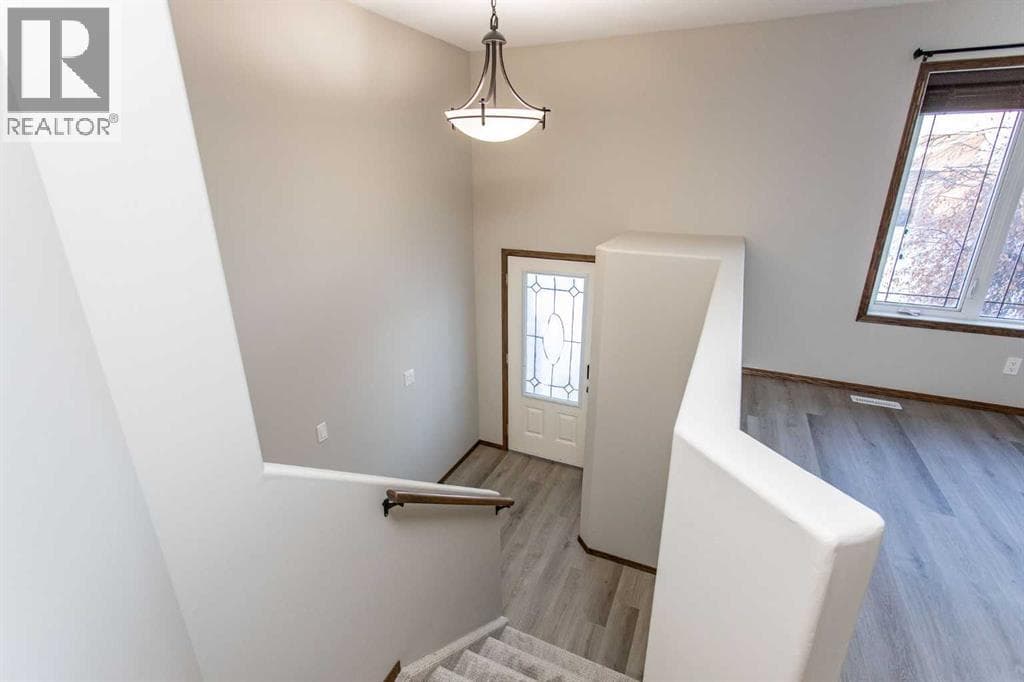92 Iron Wolf Boulevard — photo 2