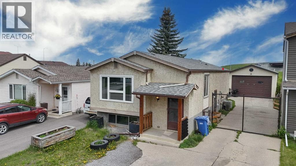 124 Abingdon Way NE
