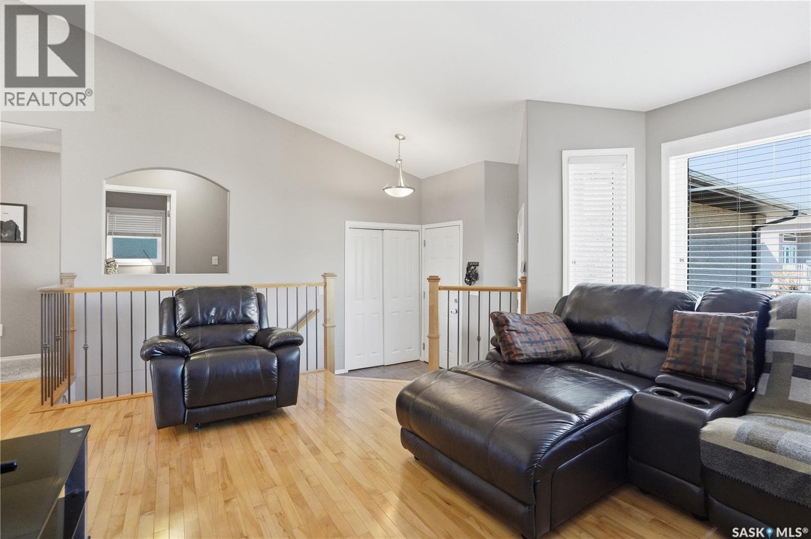 114 Fawcett CRESCENT — photo 4