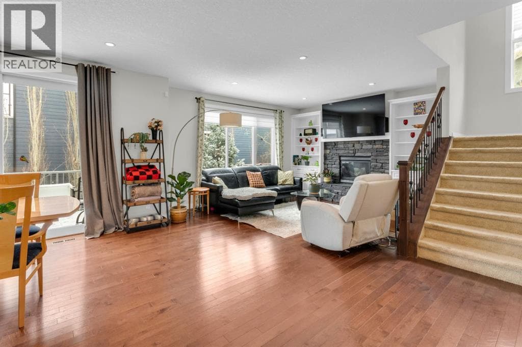68 Westland Crescent SW — photo 5