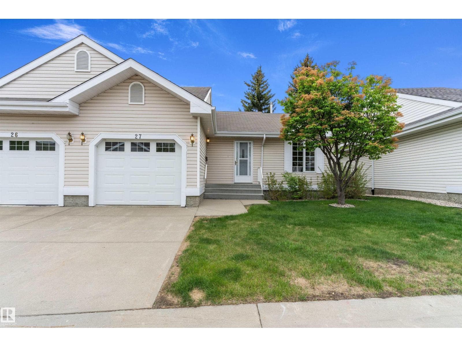 #27 13217 155 AV NW