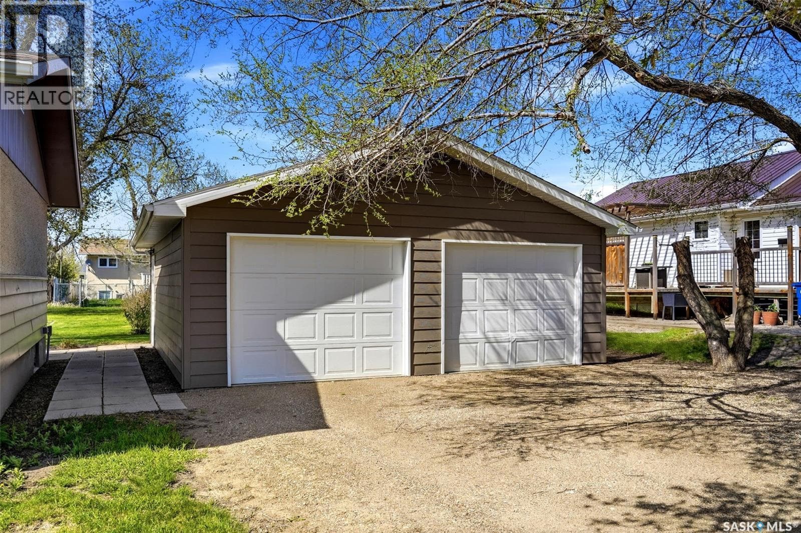 125 Brownlee AVENUE — photo 4