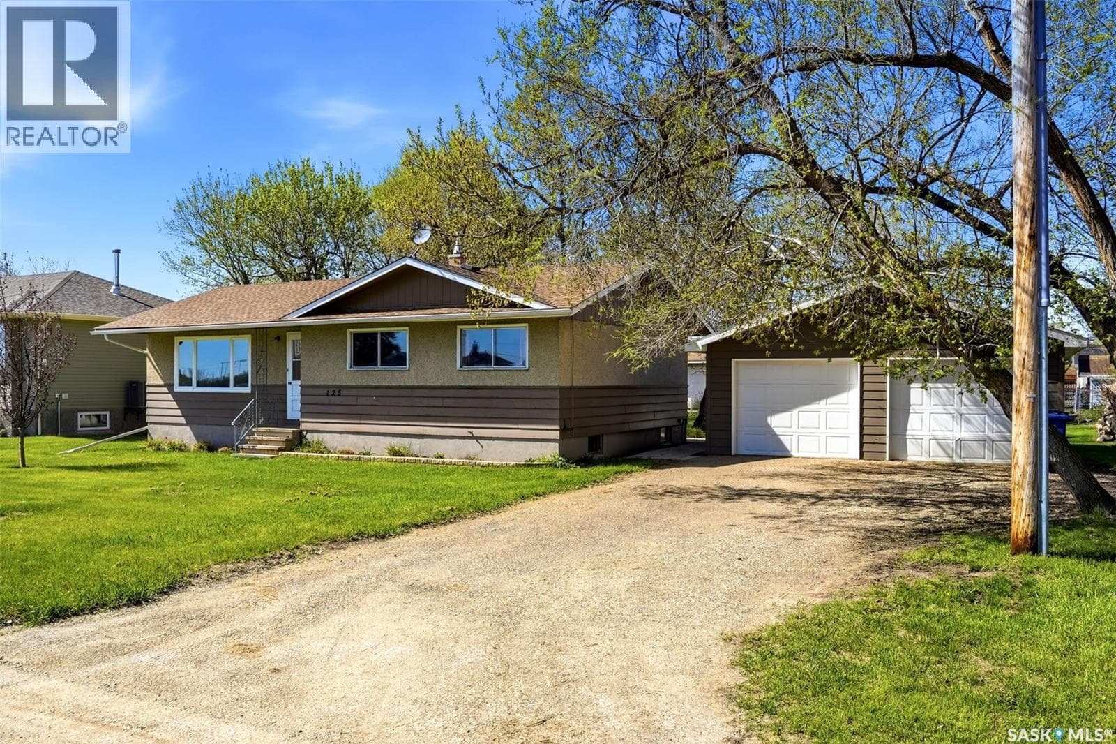 125 Brownlee AVENUE — photo 3