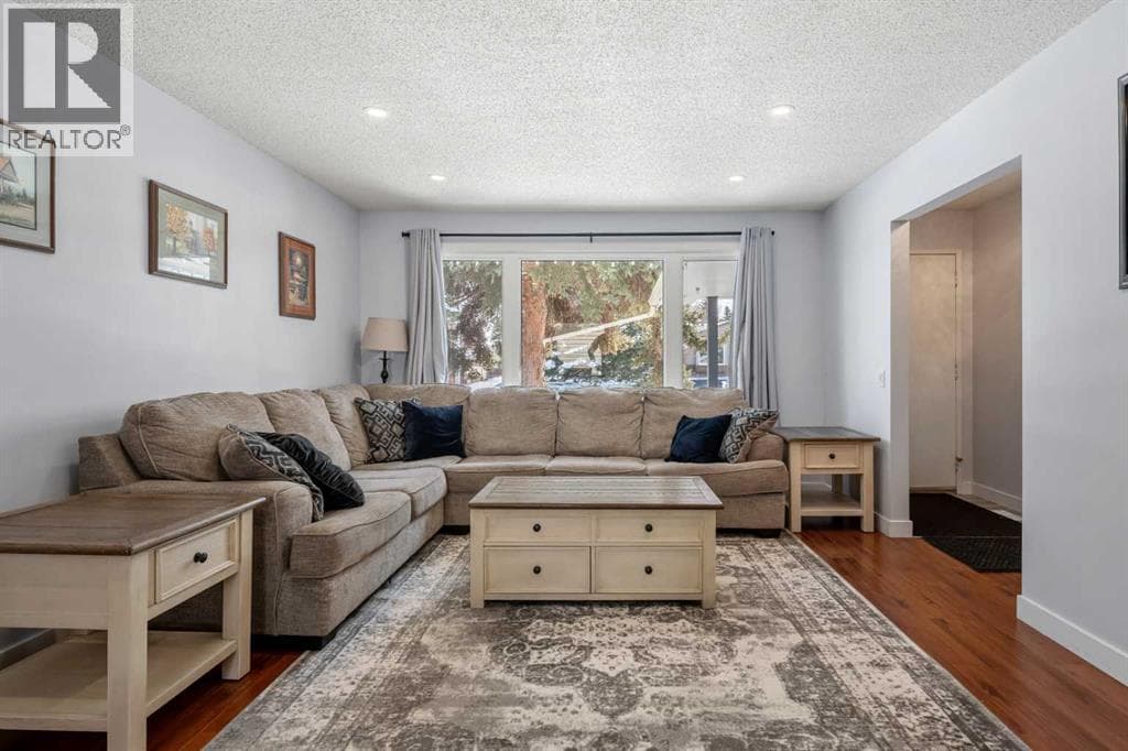 14520 Parkside Drive SE — photo 2