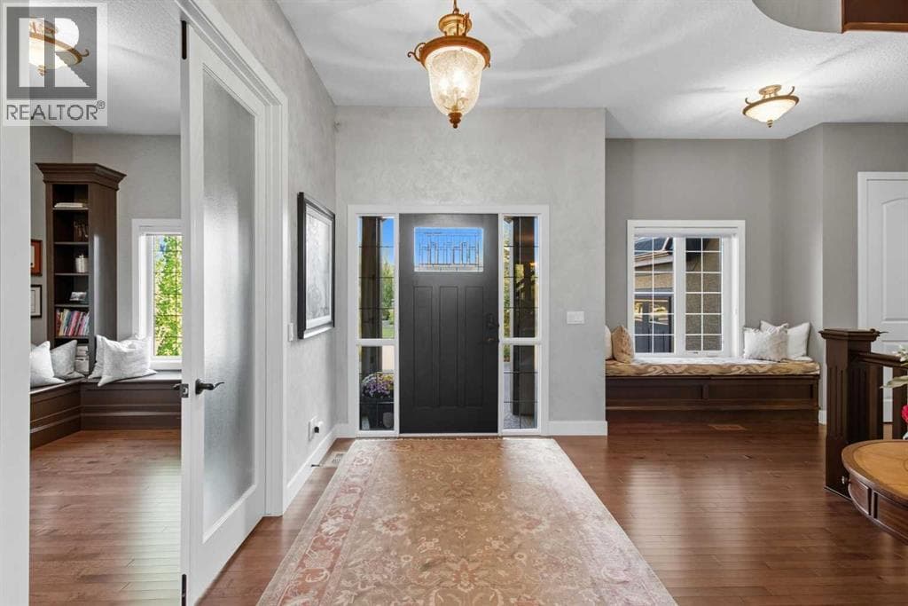 41 Evergreen Mount SW — photo 3