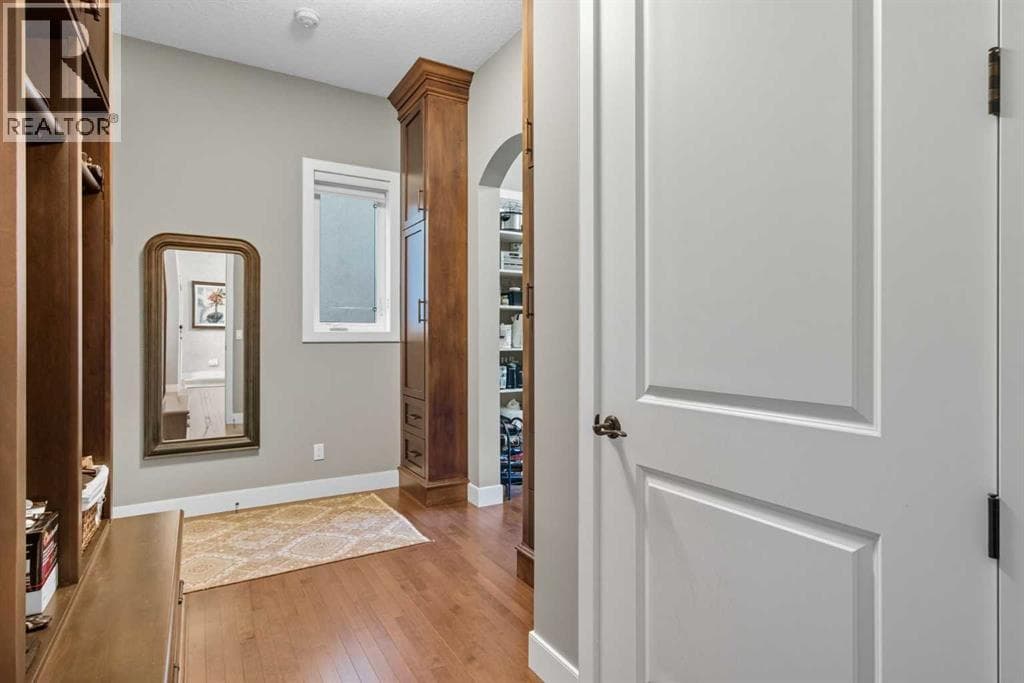 41 Evergreen Mount SW — photo 5