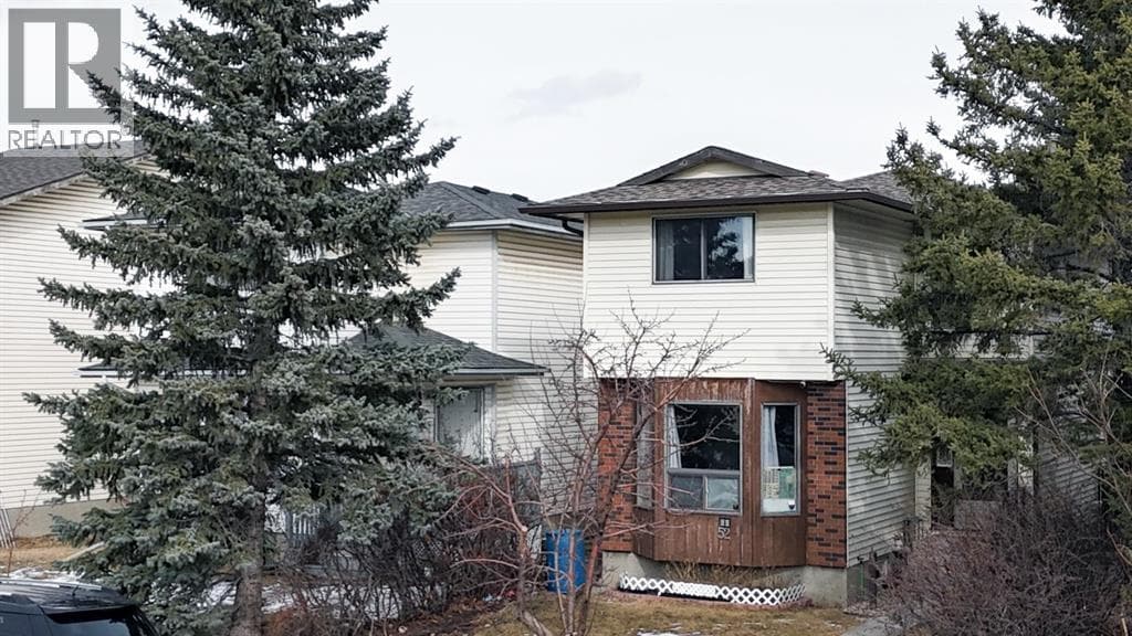52 Templeby Way NE