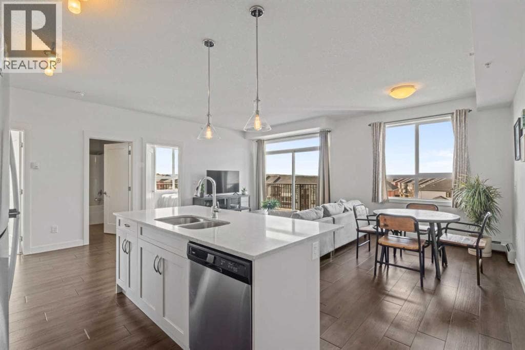 404, 10 Walgrove Walk SE — photo 4