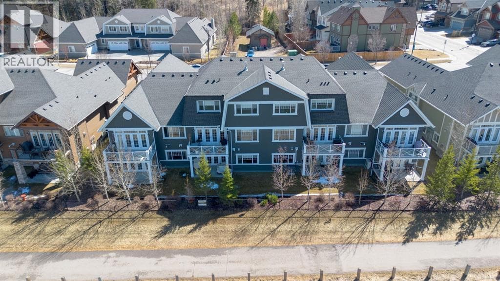 44 Riviera Way — photo 3