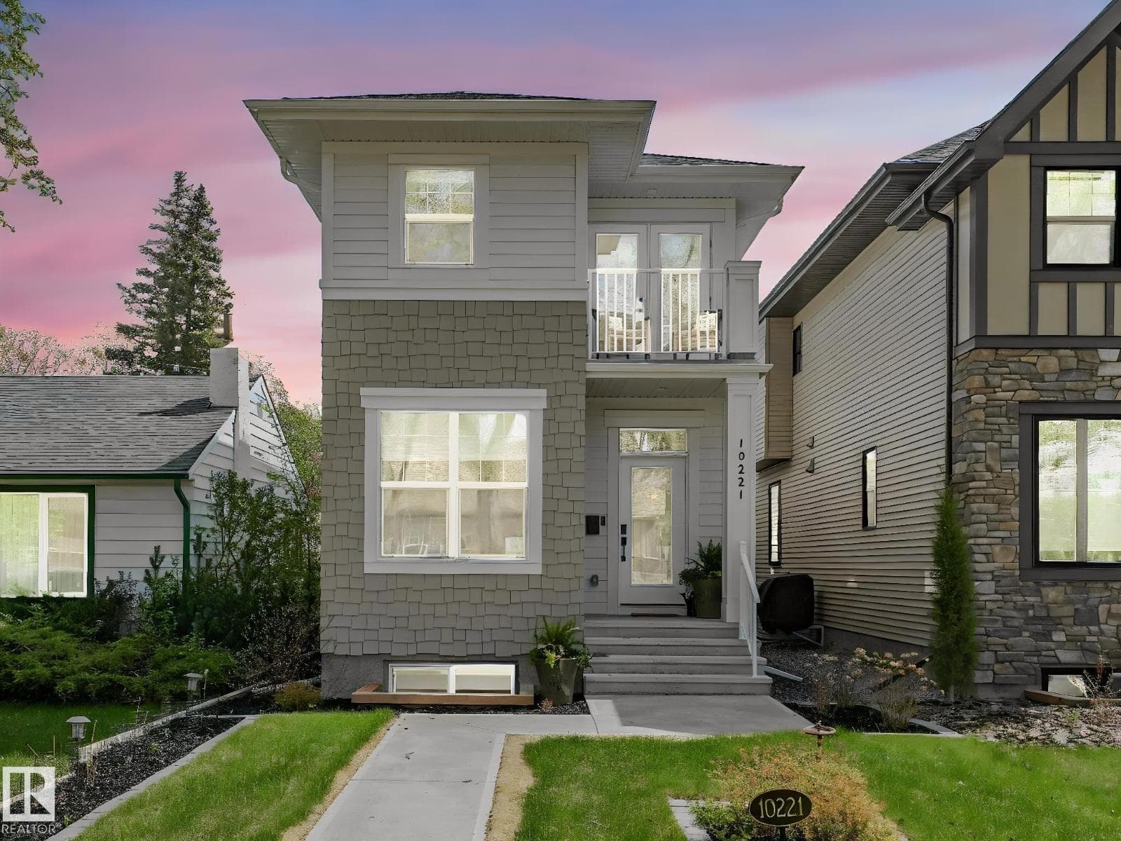10221 135 ST NW