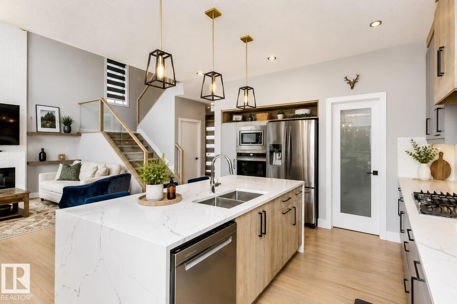 37 BRUNSWYCK CR — photo 3