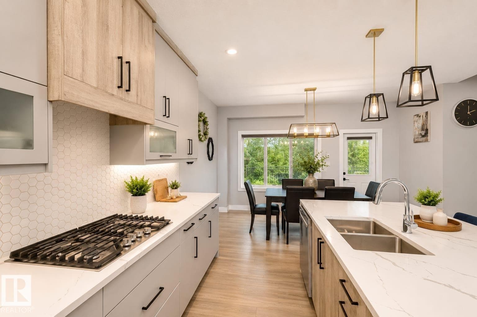 37 BRUNSWYCK CR — photo 5