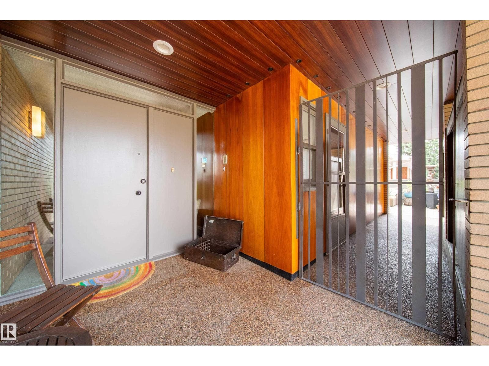 8703 137 ST NW — photo 5