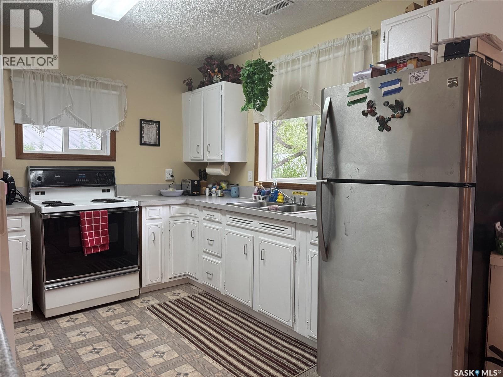 23 Lynn BAY — photo 2
