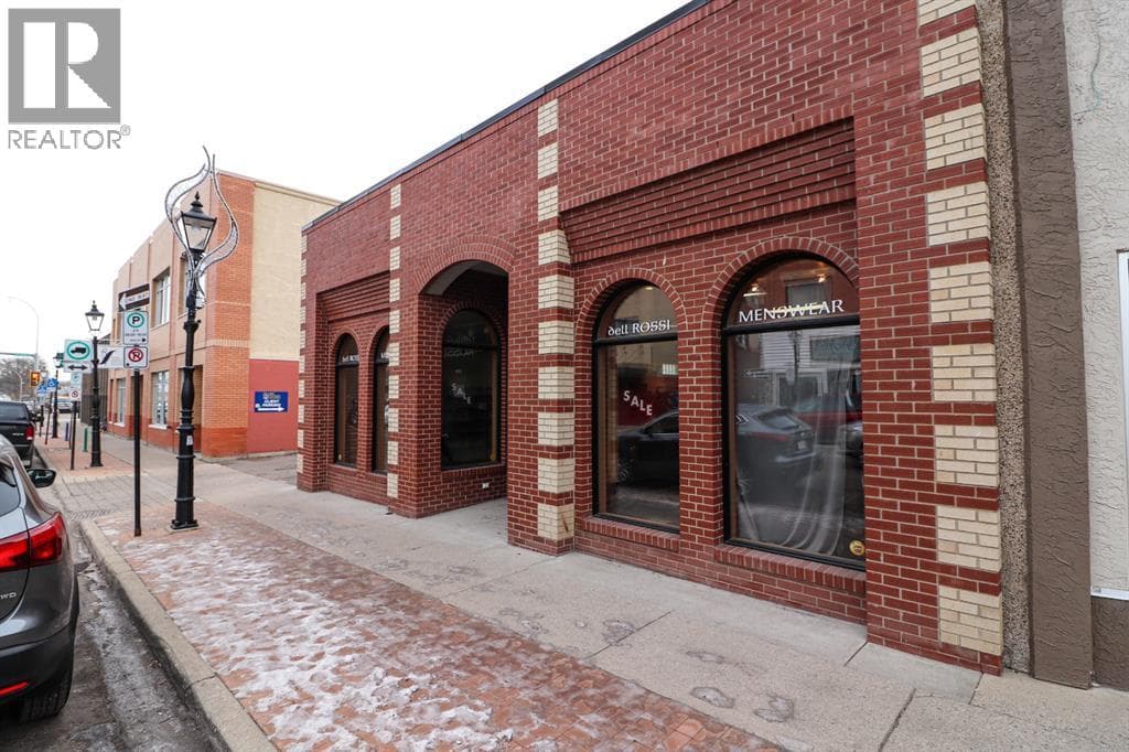 649 3 Street SE — photo 3