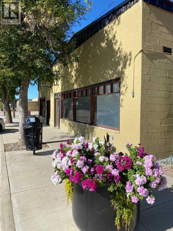 165 Centre Street — photo 4