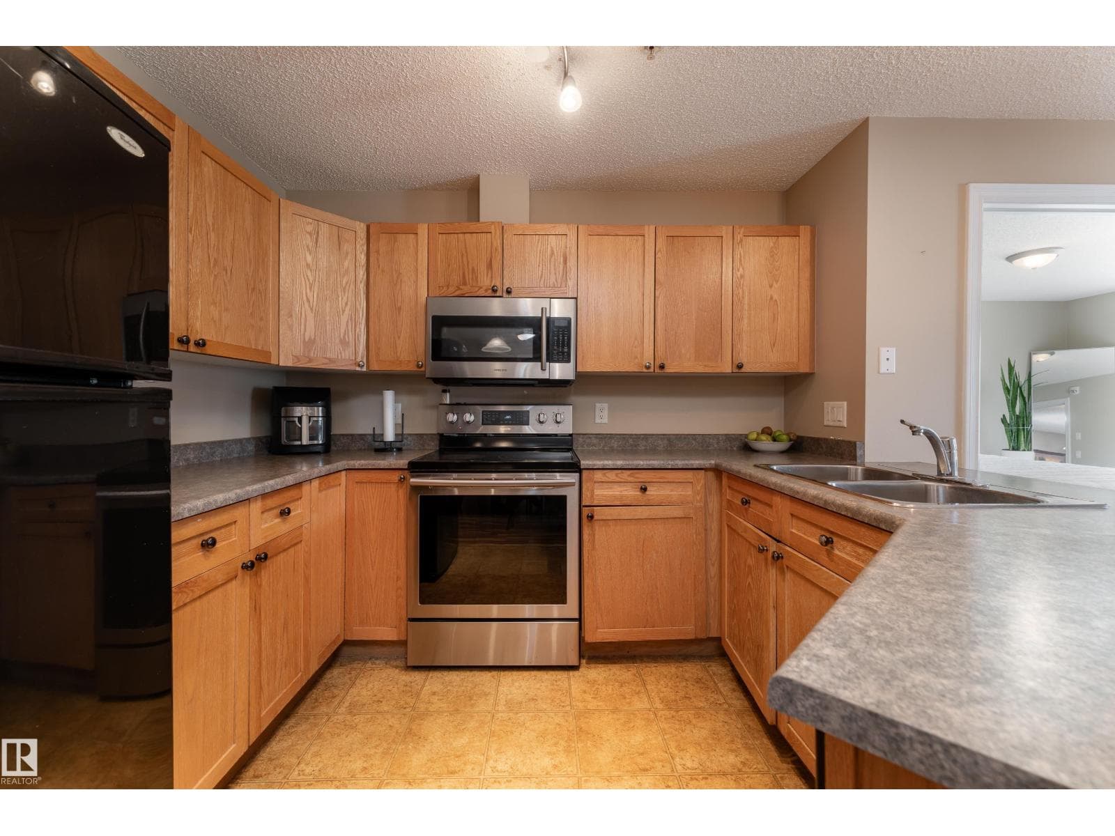 #103 13710 150 AV NW — photo 5