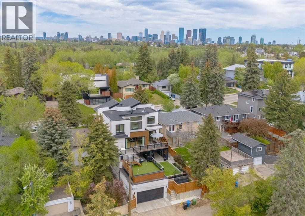 4544 Stanley Drive SW — photo 2