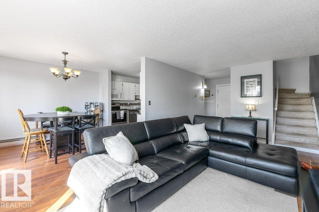 #228 95 MCKENNEY AV — photo 3