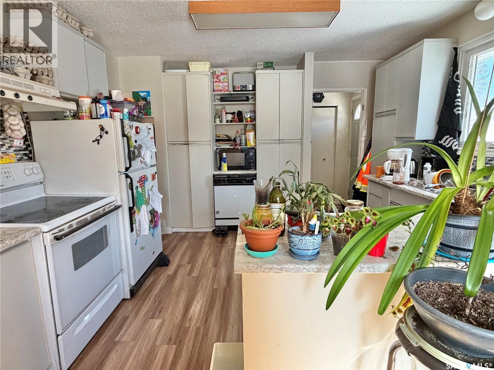 110 Hatton AVENUE E — photo 4