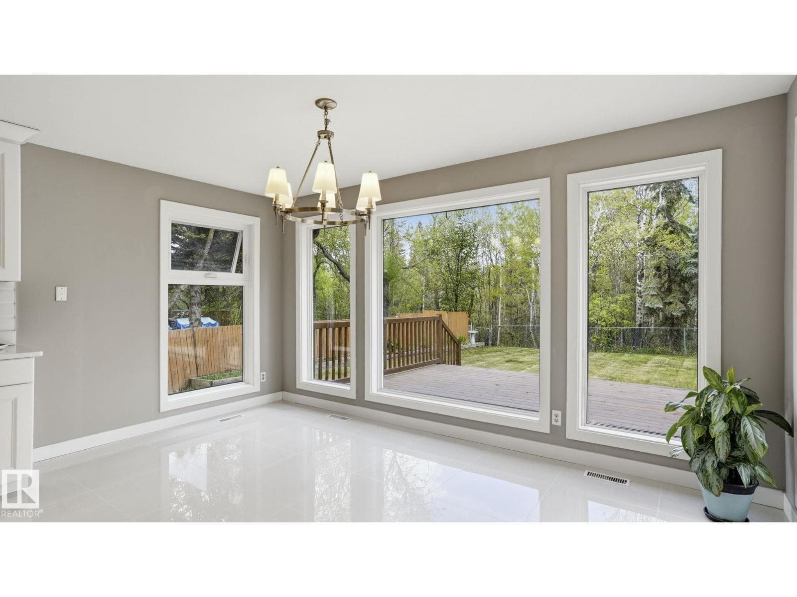 303 WESTRIDGE RD NW — photo 5