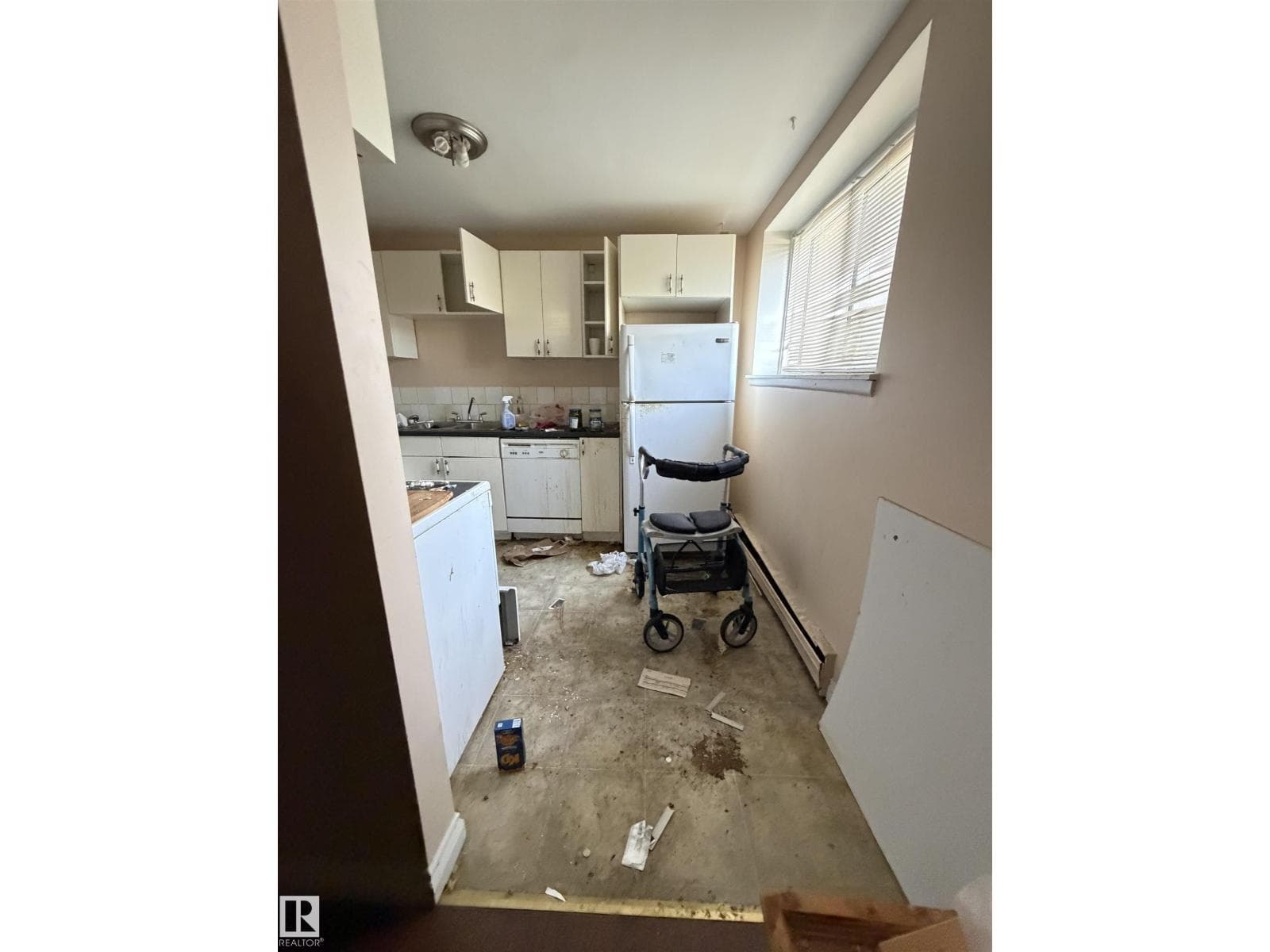 #17 6215 98 AV NW — photo 5