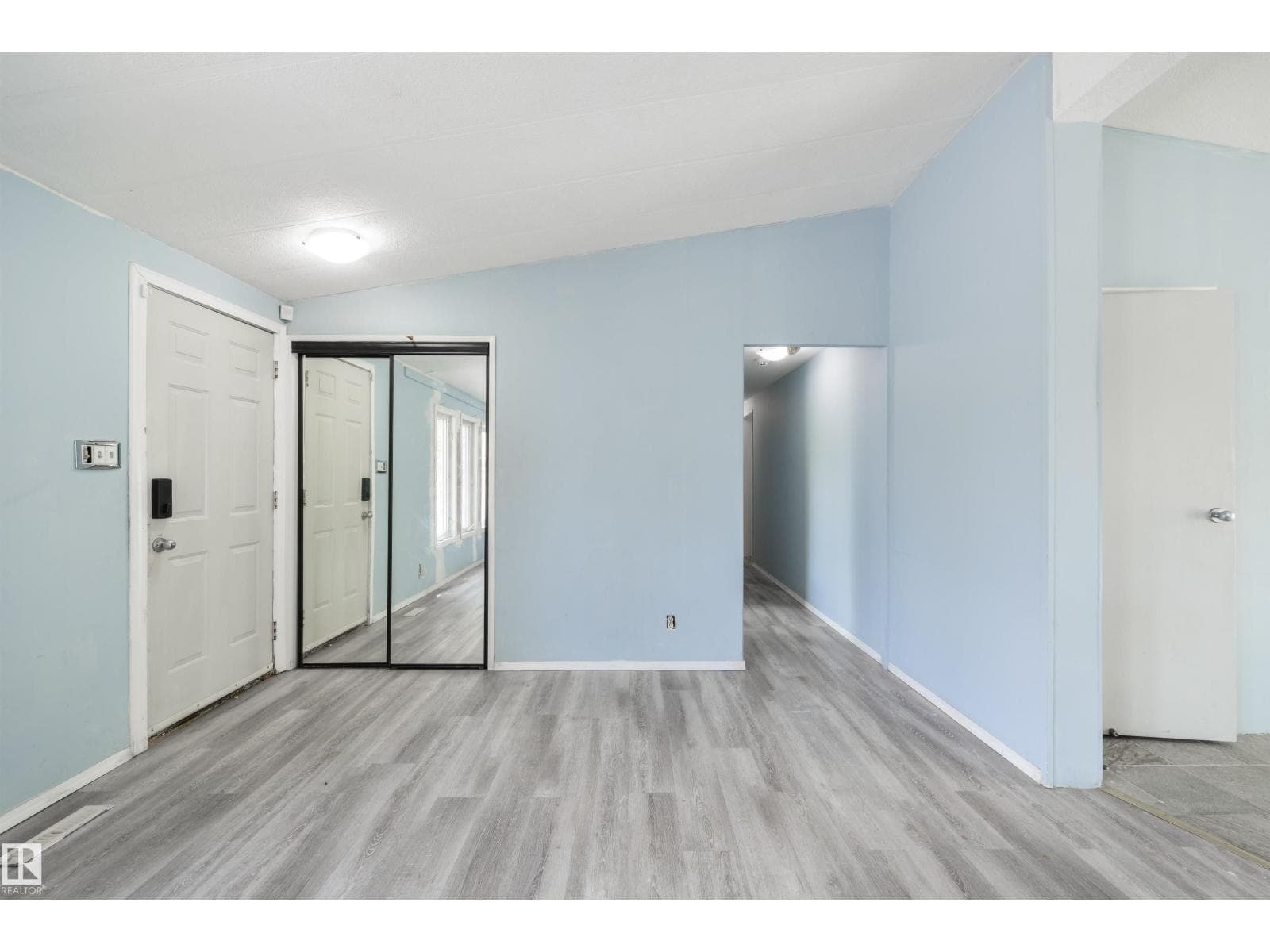 6 Hillcrest DR NW — photo 4