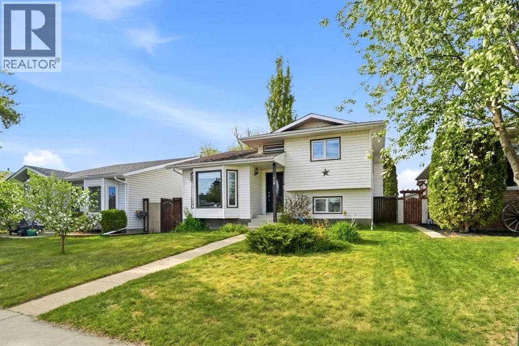 76 Dixon Crescent — photo 3