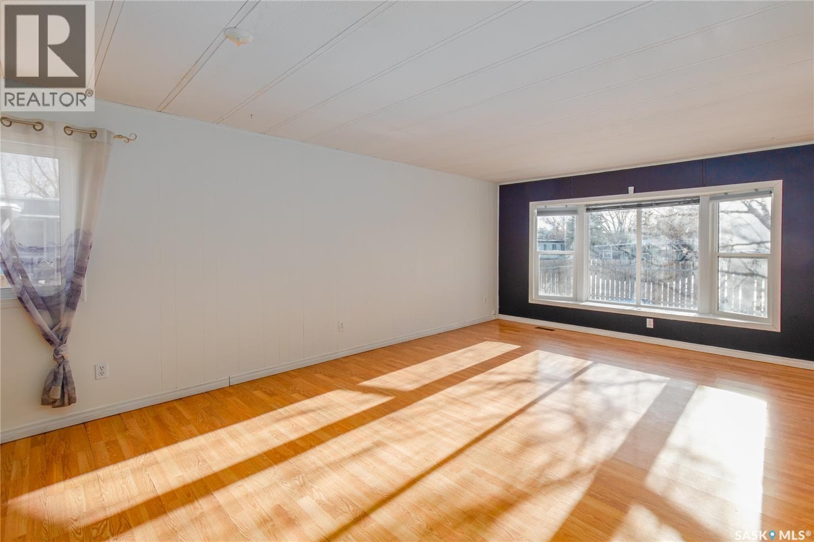 123 Dogwood STREET — photo 4