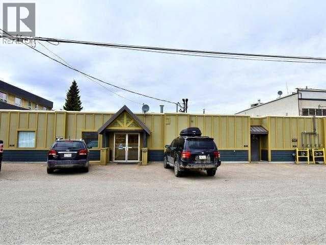 213-219 Pembina Avenue — photo 4