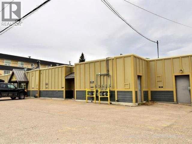 213-219 Pembina Avenue — photo 3