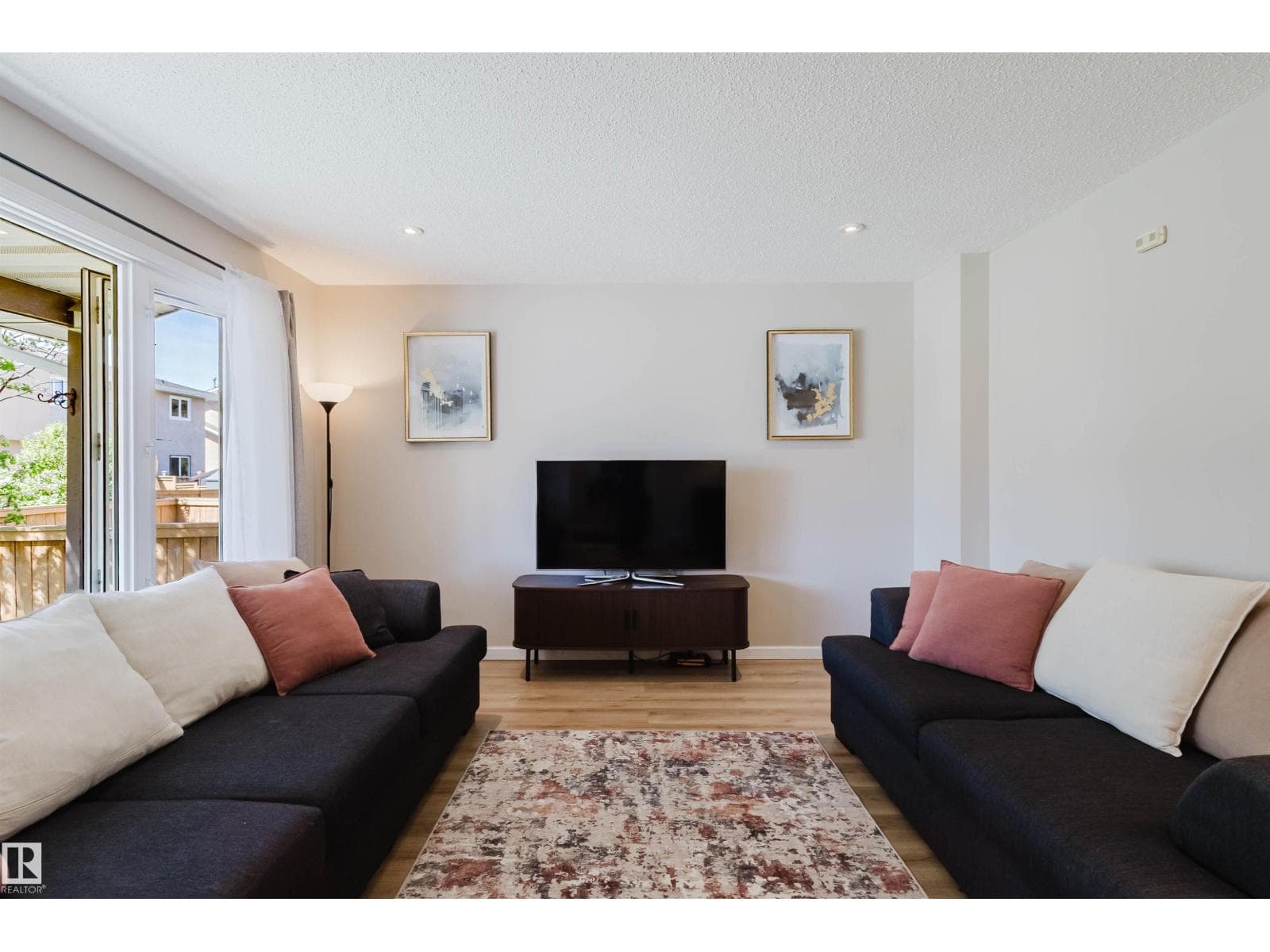 10946 BEAUMARIS RD NW — photo 3