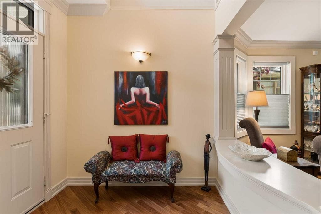 206 Paliswood Park SW — photo 2
