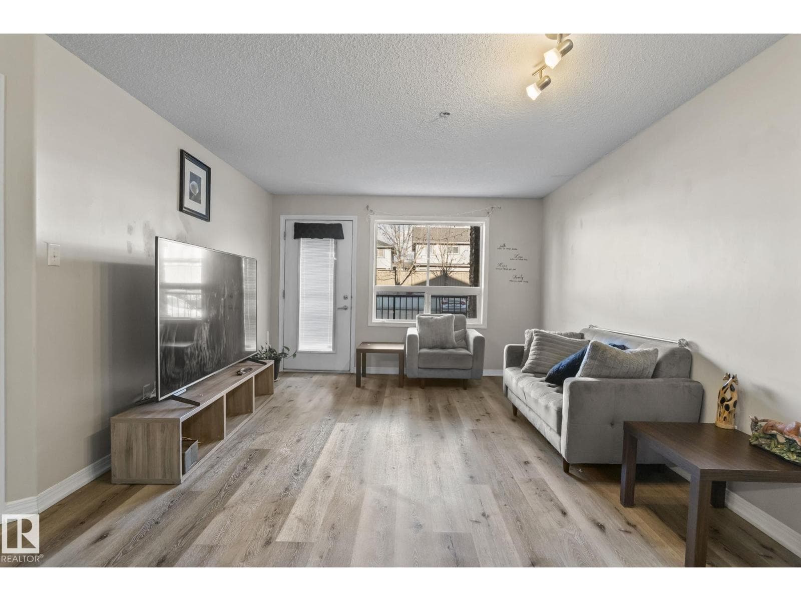 2106 9357 Simpson DR NW NW — photo 3