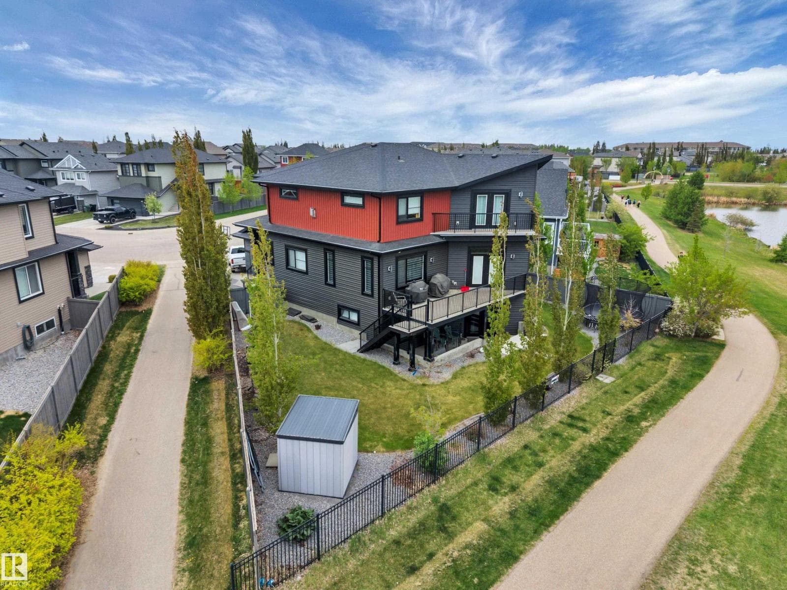 136 KIRPATRICK CR — photo 3