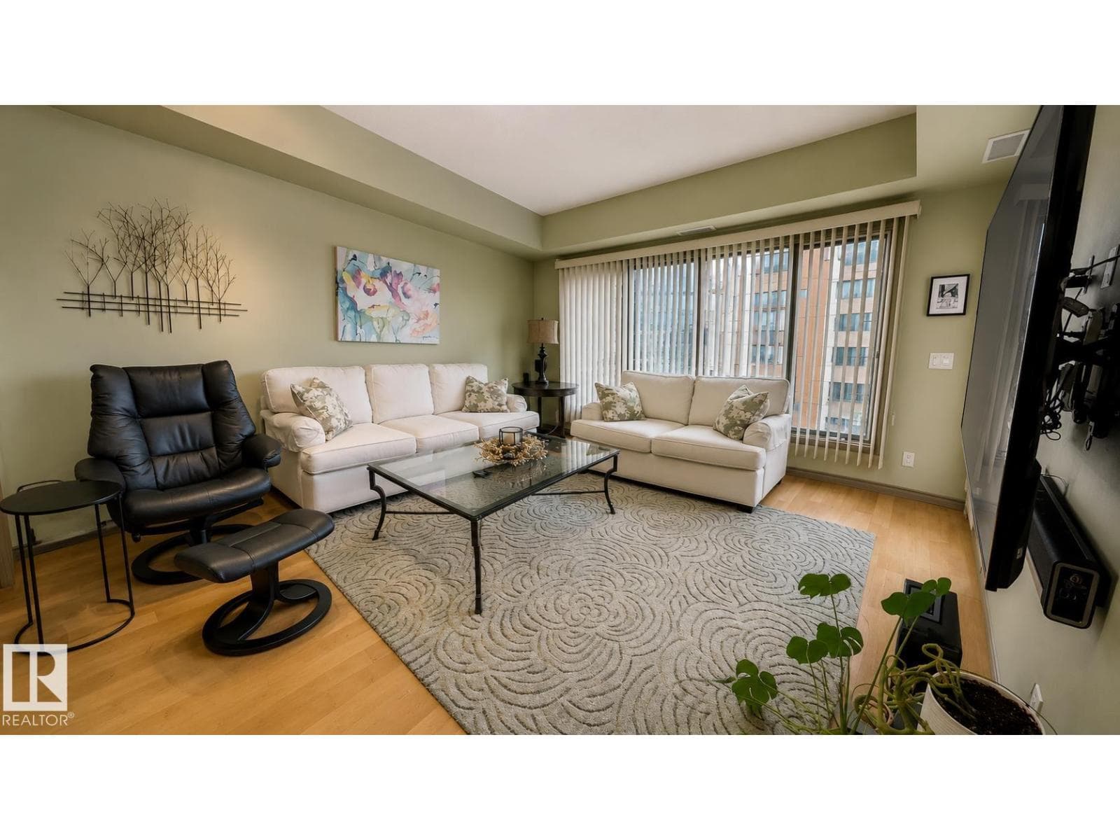 #610 10303 111 ST NW — photo 4