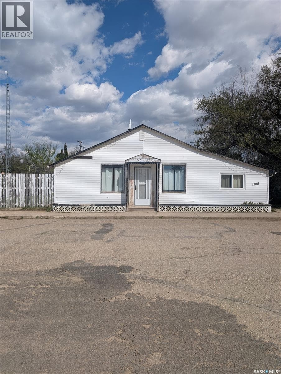 1105 9th STREET