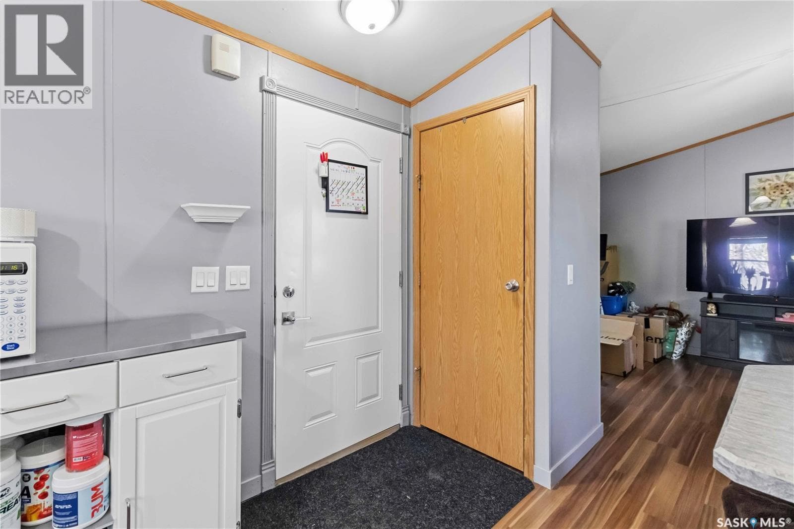 136 219 Grant STREET — photo 5