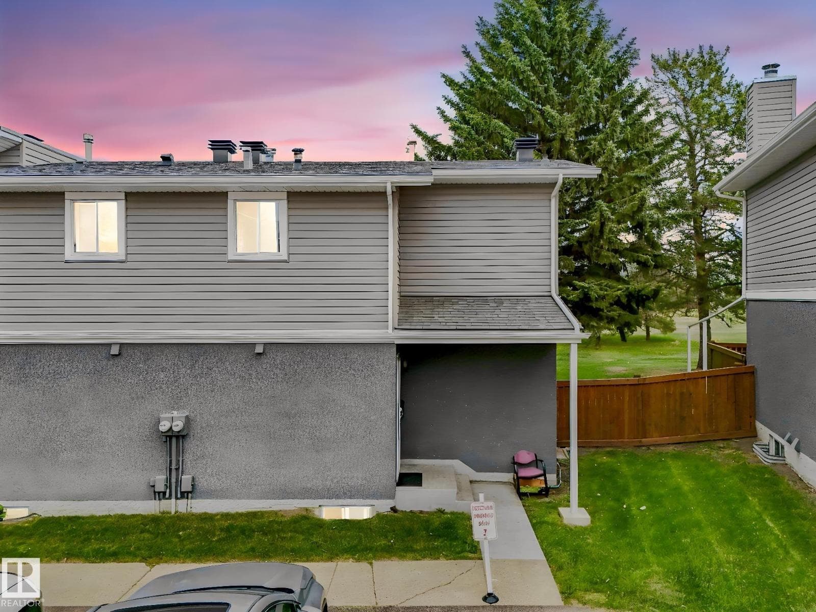 550 LAKEWOOD RD N NW