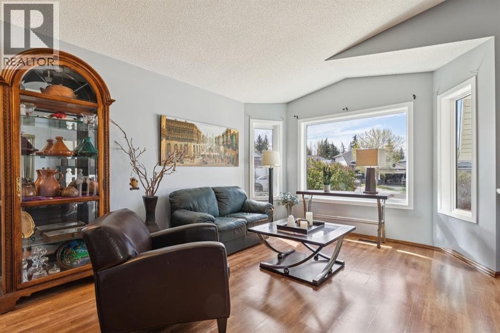 34 Shawfield Place SW — photo 4