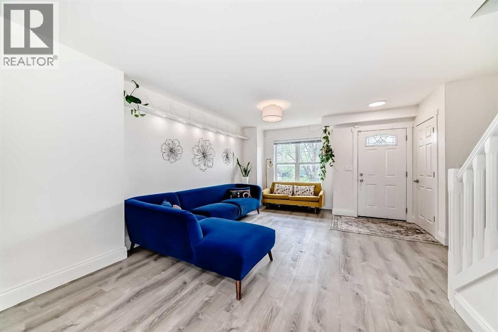 7608 21 Street SE — photo 5
