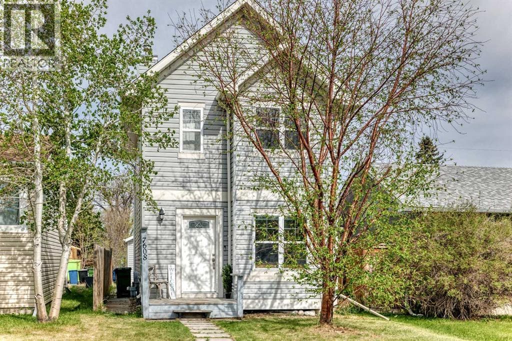 7608 21 Street SE — photo 2