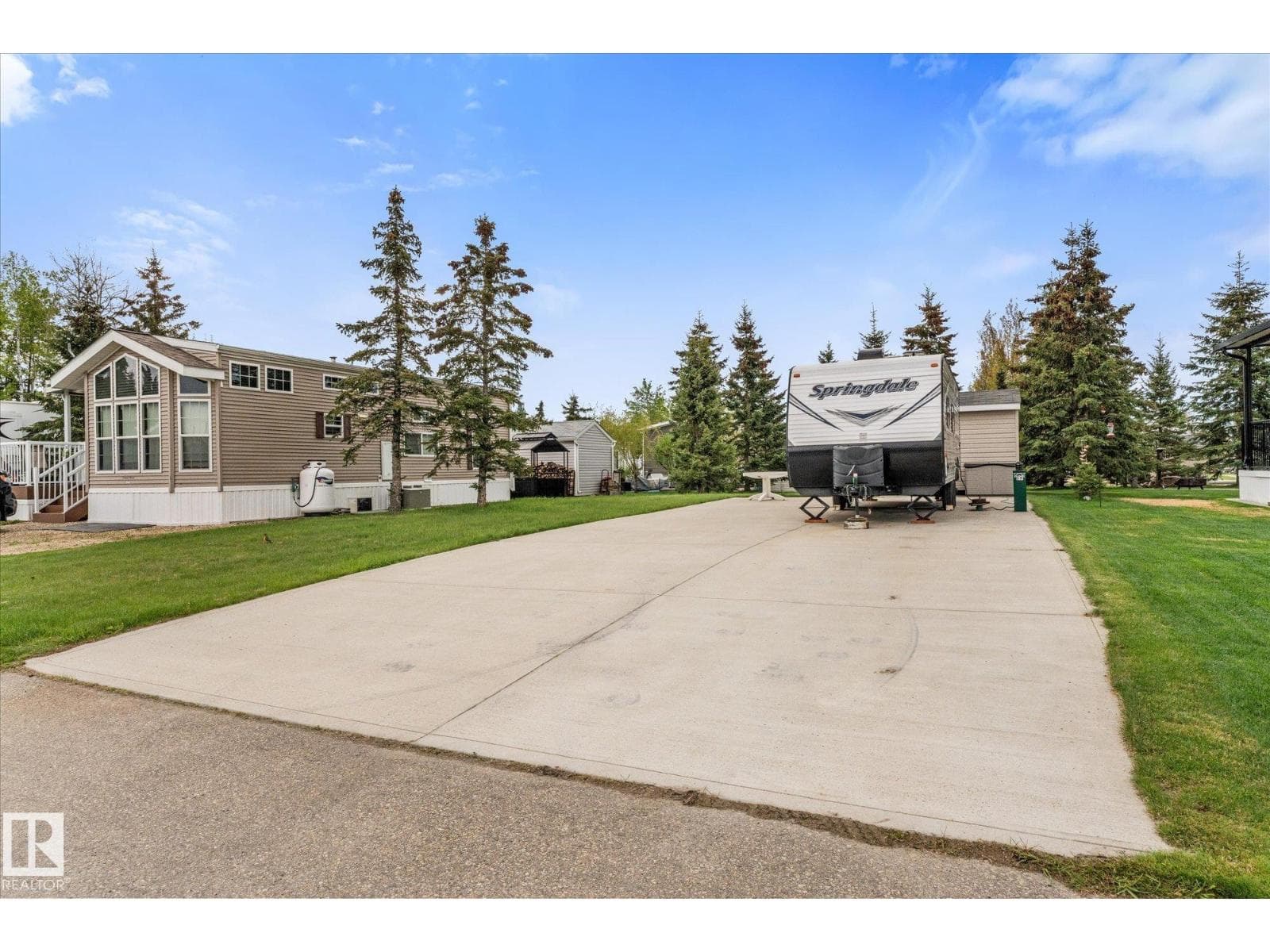 #183 53126 RGE ROAD 70 — photo 3